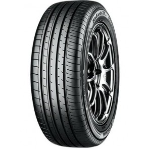 215/65R16 98H Yokohama BluEarth-XT (AE61)