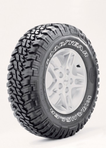 235/85R16 114Q Goodyear WRANGLER MT/R POR